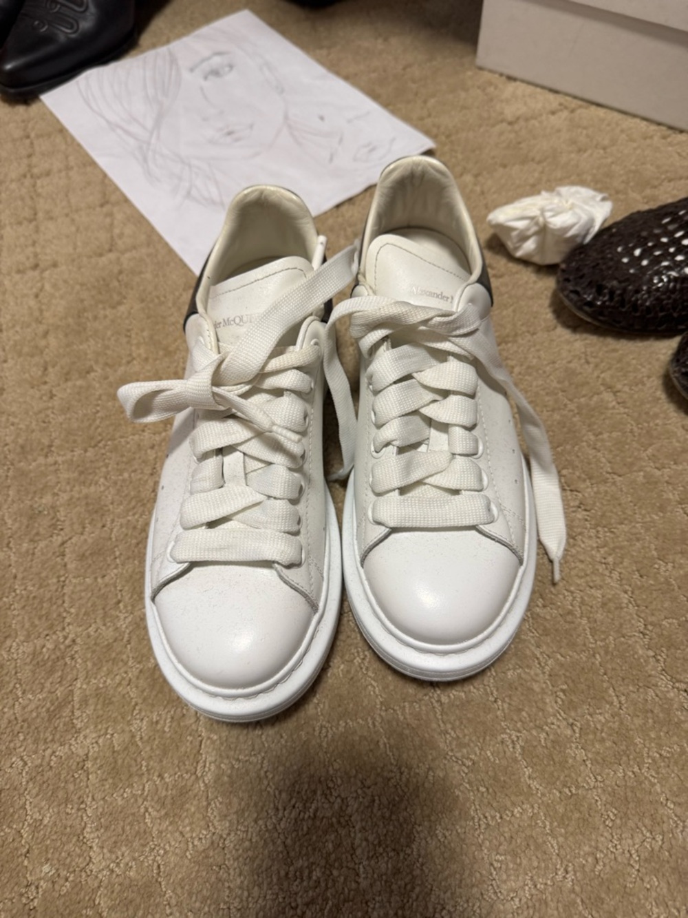 Alexander McQueen White Leather Low-Top Lace-Up Sneakers
